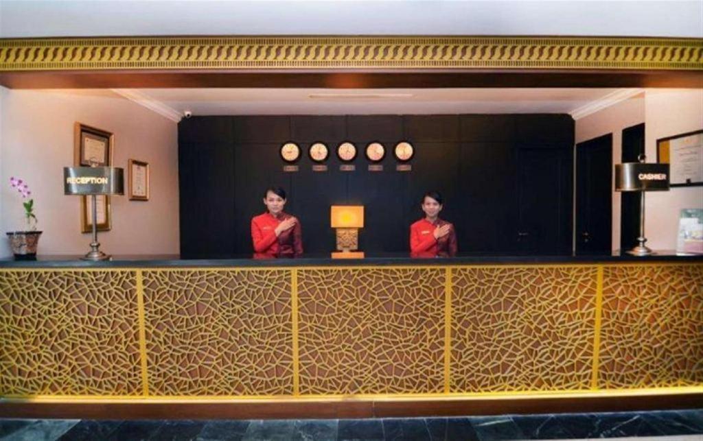Kyriad Bumiminang Hotel Padang  Eksteriør billede