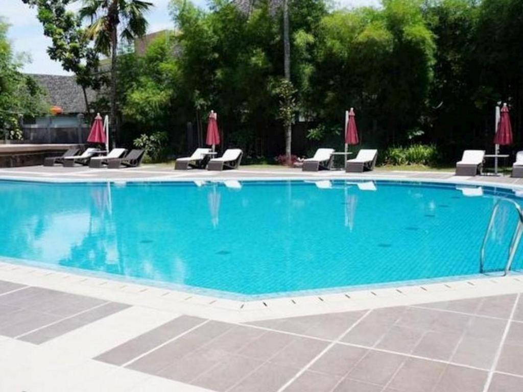 Kyriad Bumiminang Hotel Padang  Eksteriør billede